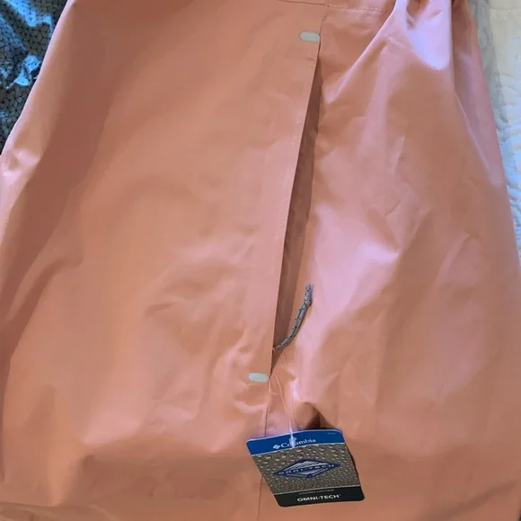 Columbia Coral Hooded Raincoat - Weekend Adventure - Picture 6 of 7